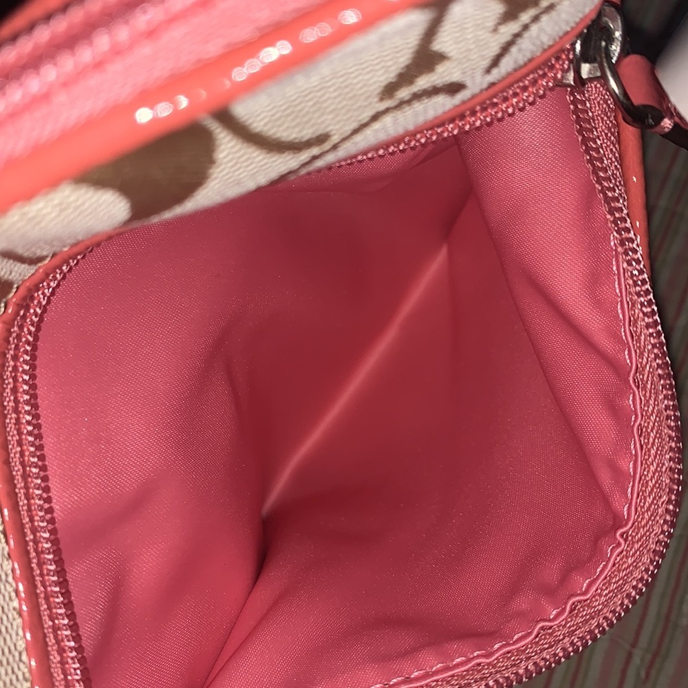 Coach purse - Picture 9 of 10